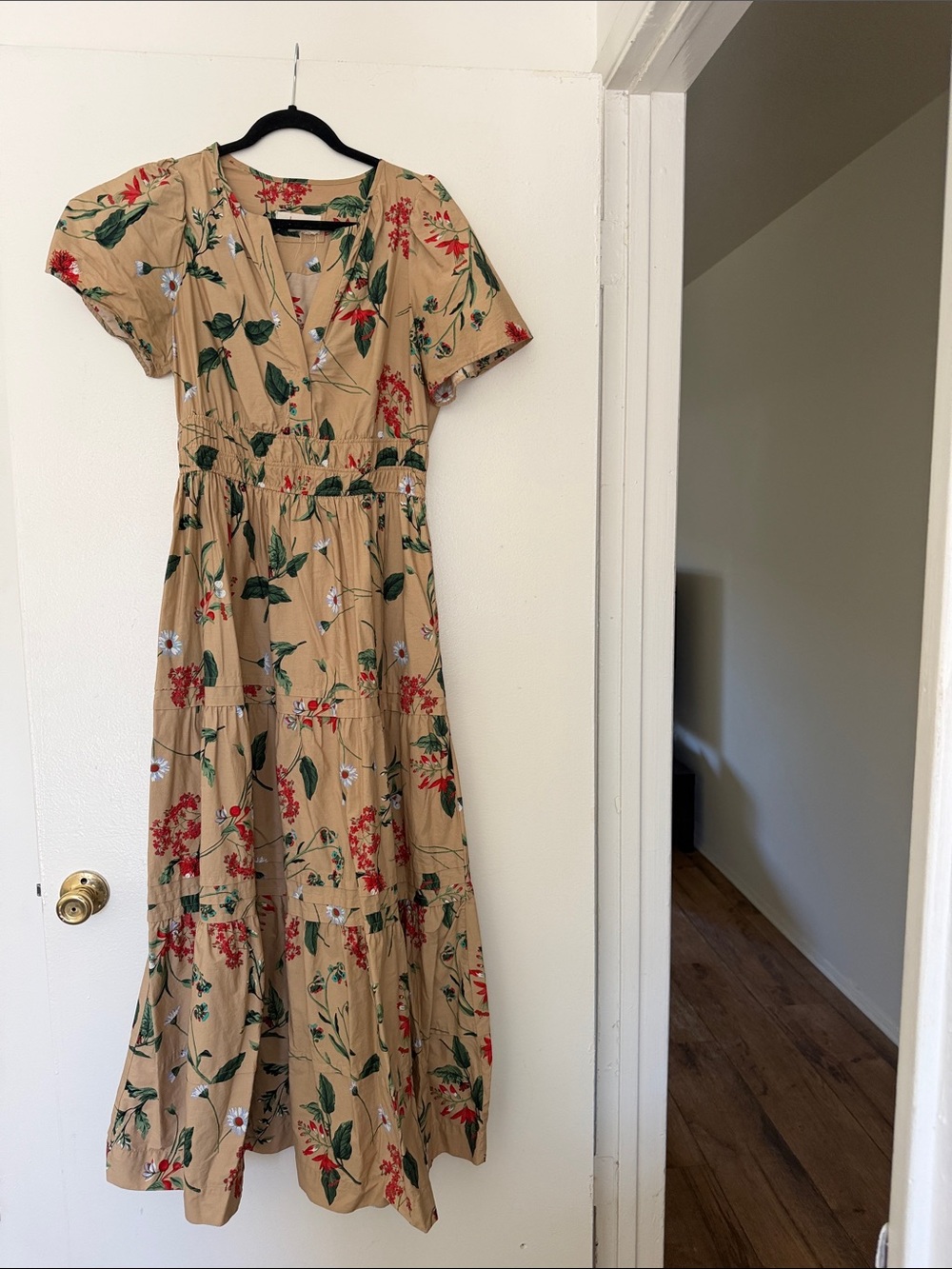 Anthropologie Floral Tiered Maxi Dress in Tan with Red & Green Print 100% Cotton